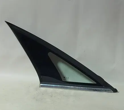 Opel Vectra C Rear side window 24445121