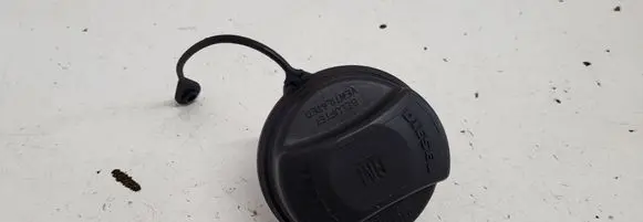 Opel Zafira B Fuel tank filler cap 13140958