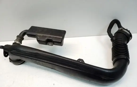 Chrysler 200 Air intake hose/pipe 68211695AB