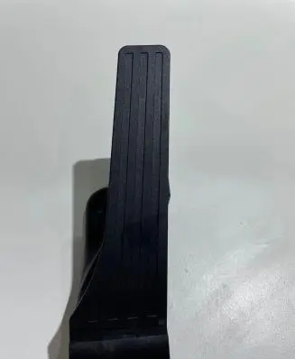 Mercedes-Benz GLE W167 Accelerator throttle pedal A2053000004 ZGS005091