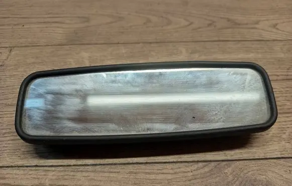 Honda Accord Rear view mirror (interior) E11011167