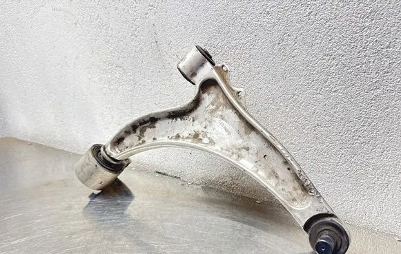 Opel Insignia A Front control arm 352870