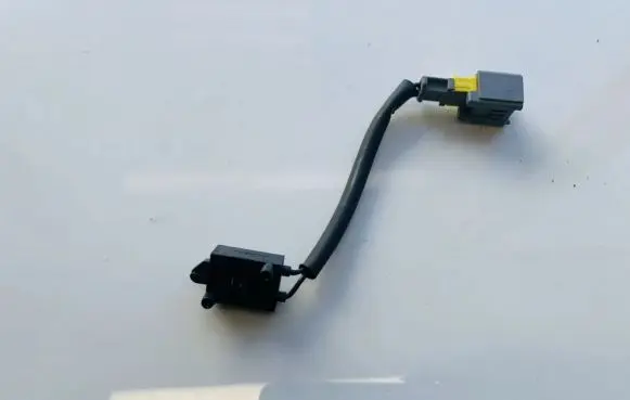 Clutch pedal sensor