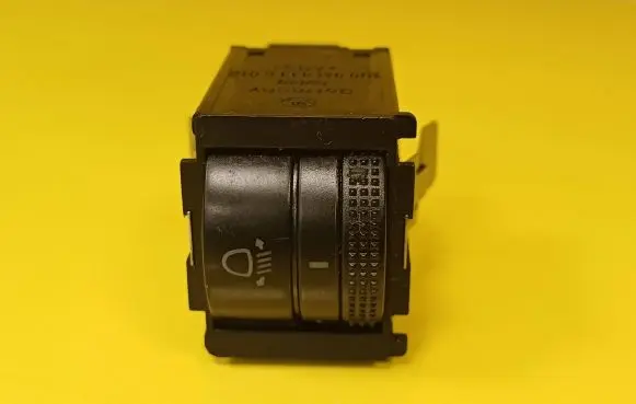 Headlight level height control switch
