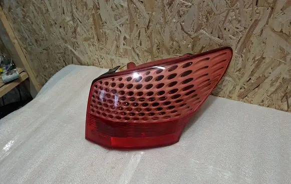 Peugeot 407 Rear/tail lights 