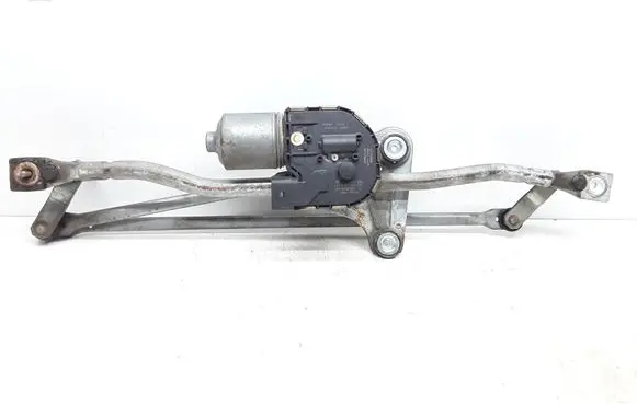 Front wiper linkage and motor