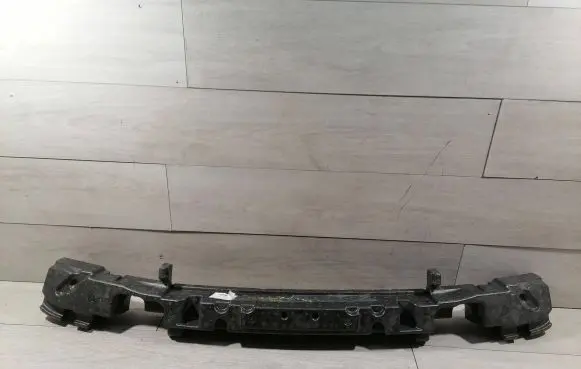 Cupra Born Front bumper foam support bar 10E807248B