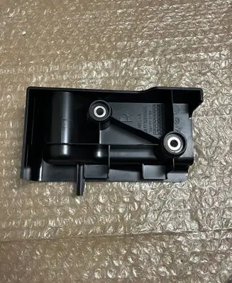 Mercedes-Benz CLA C118 X118 Parcel shelf load cover mount bracket A1776808605 60117731100