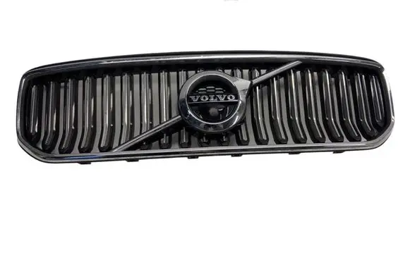 Volvo XC40 Front bumper upper radiator grill 31479420 31479417