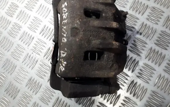 Front brake caliper