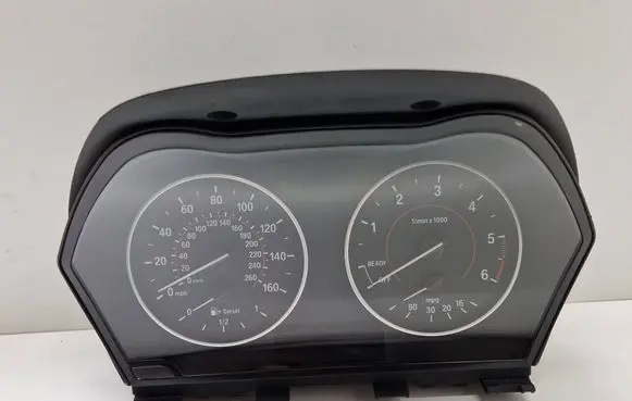 BMW 1 F20 F21 Speedometer (instrument cluster) 2468895