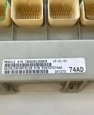 Chrysler Voyager Comfort/convenience module P04727074AD TQH2061D06EB