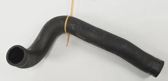 Nissan Qashqai Engine coolant pipe/hose