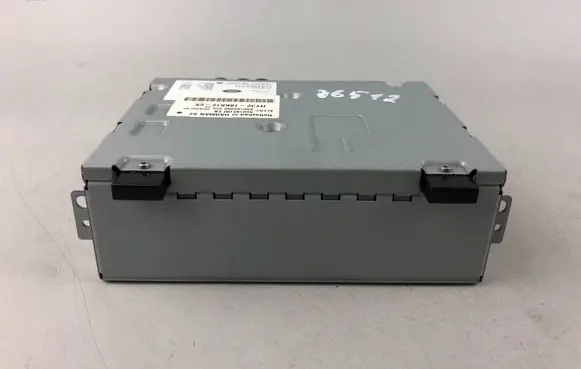 Jaguar XE Radio/CD/DVD/GPS head unit HY3218K812CE