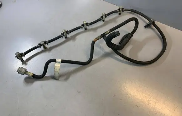 BMW 7 F01 F02 F03 F04 Fuel injection (other) 7799998 13537799998
