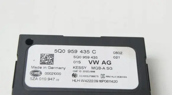 Volkswagen Golf VII Keyless (KESSY) go control unit/module 5Q0959435C
