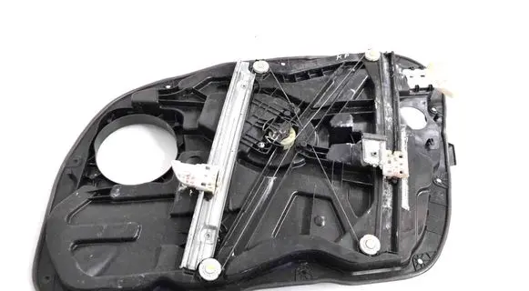 Hyundai i40 Front door electric window regulator 813103Z030