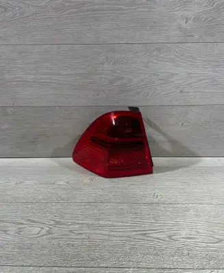 BMW 3 E90 E91 Rear/tail lights 7160061