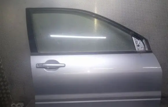Mitsubishi Lancer Front door