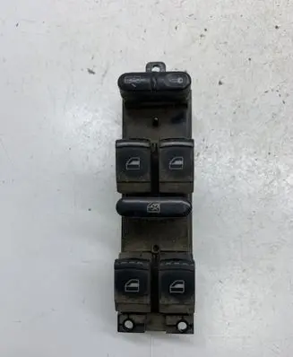 Volkswagen PASSAT B5.5 Electric window control switch 1J4959857D F005S00162
