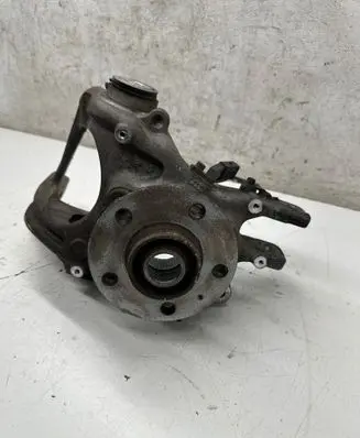 Porsche Macan (95B) Rear wheel hub 8R0505436C