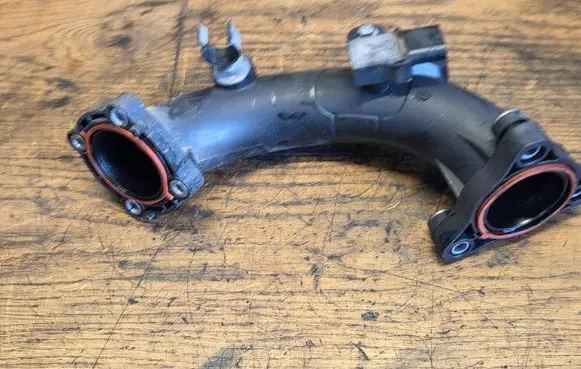 Air intake hose/pipe