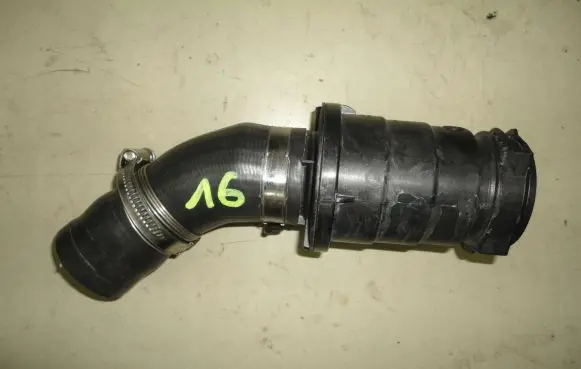 Nissan X-Trail T32 Intercooler hose/pipe 165064EB0A
