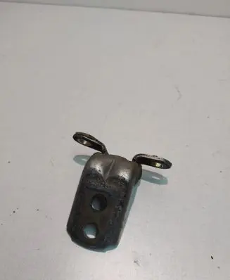 Nissan X-Trail T30 Front door lower hinge 