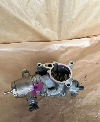 Audi A4 S4 B8 8K Vacuum pump 06J145100G 100412
