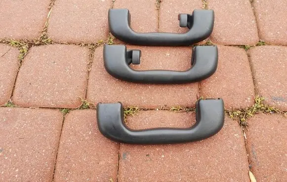 Opel Insignia B Engine bonnet (hood) release handle 55504479332