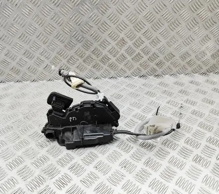 Seat Tarraco Front door lock 5TC837016B