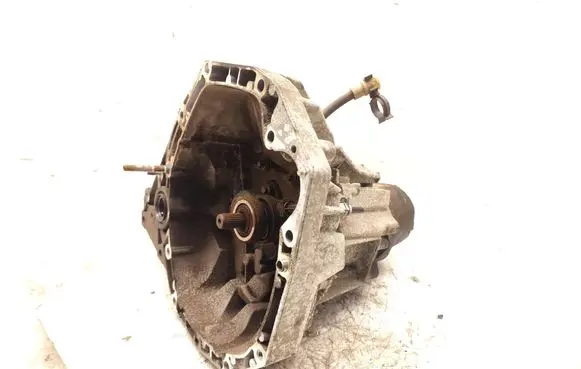 Renault Megane II Manual 5 speed gearbox JRQ 8200459875 JR5