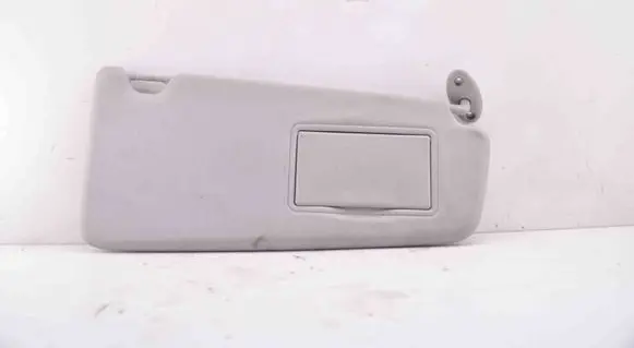 Sun visor