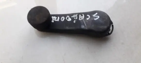 Seat Cordoba (6K) Front door window winding handle 1H0837581