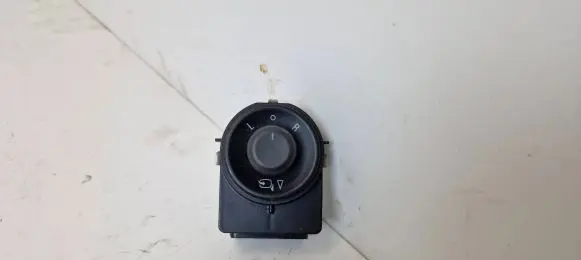 Saab 9-5 Wing mirror control module 13304421