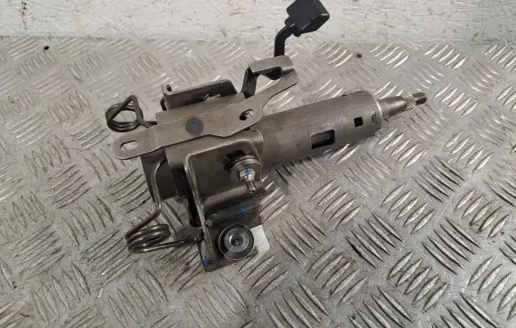 Steering wheel axle