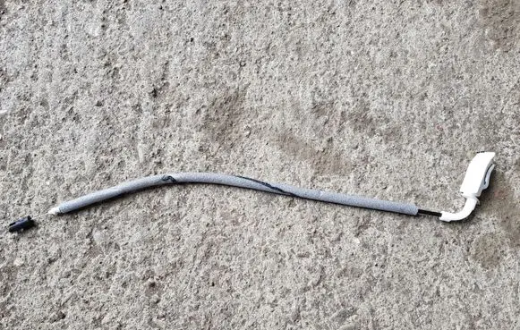 BMW 7 E38 Front door cable line 7034467