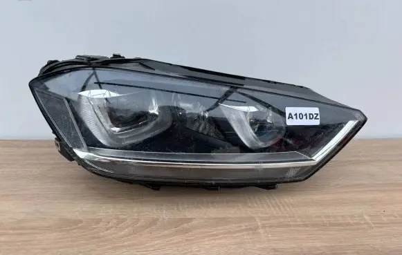 Volkswagen Golf Sportsvan Headlight/headlamp 517941752B