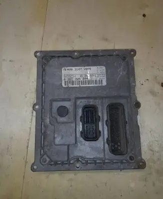 Smart ForTwo I Engine control unit/module 0003107V006 0261205004