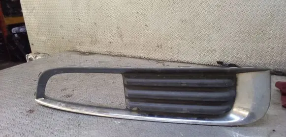 Opel Insignia A Front fog light trim/grill