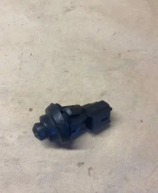 Dacia Duster II Front door sensor coupe 7700427640B