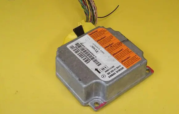Mercedes-Benz E W210 Airbag control unit/module 0028202126