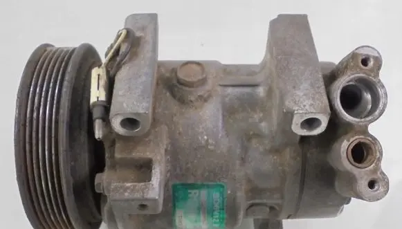 Renault Clio II Air conditioning (A/C) compressor (pump) 7700111235