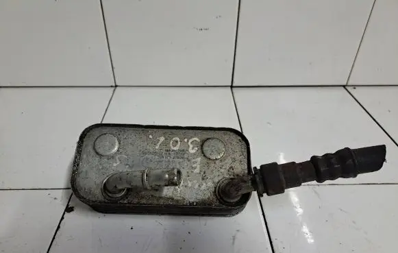 BMW 3 E46 Engine oil radiator 0908285 1669307