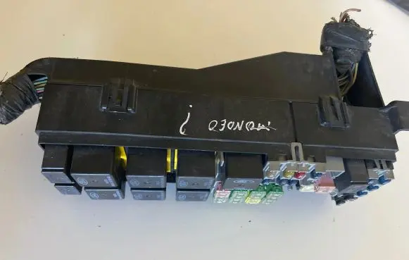Ford Maverick Fuse module