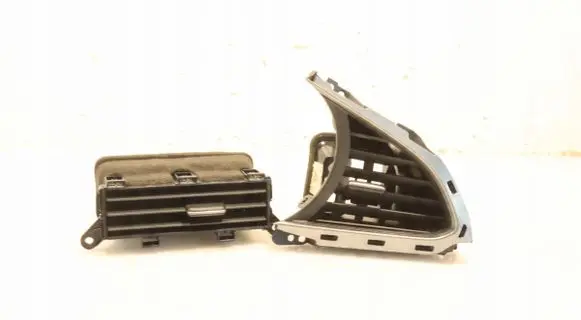 Mazda 3 Dashboard air vent grill cover trim 
