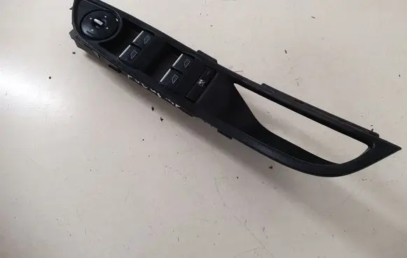 Electric window control switch
