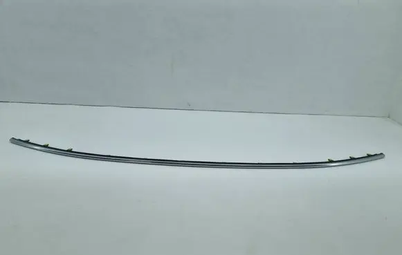 Jeep Grand Wagoneer Tailgate trim 68446734AB