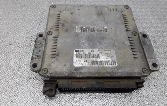 Peugeot 607 Engine control unit/module 9637874080 0281010262