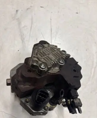 Volvo V70 Fuel injection high pressure pump 0445010043 036077 8642778